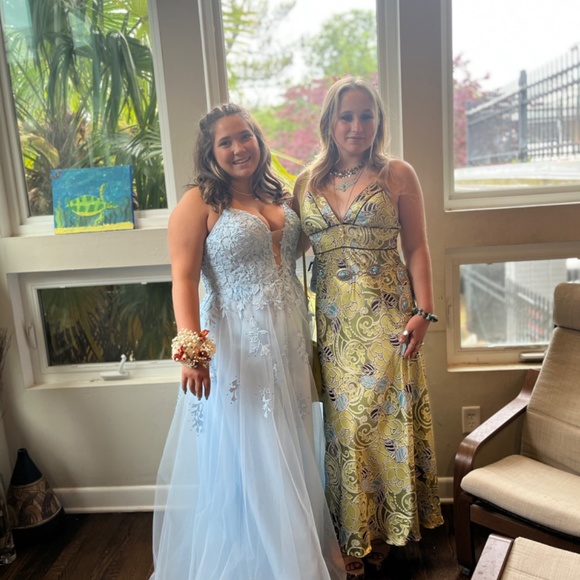 Blue floral prom dress - Picture 2 of 5